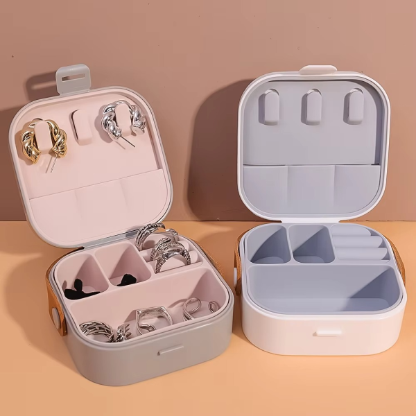 Multi-functional Travel Jewelry Organizer